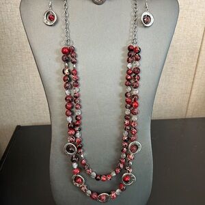 Elegant Red and Silver Beaded Necklace Set